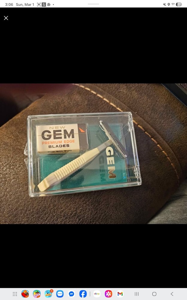 Vintage Gem Razor withblades