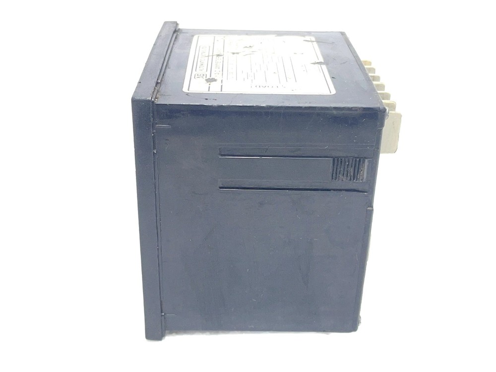 Automatic Electric ASS96D Digital Voltmeter 240V AC/DC Panel Meter