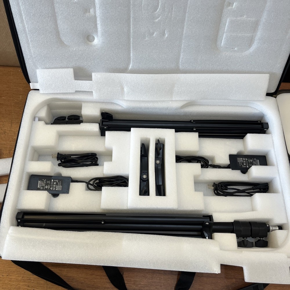 NEEWER RGB168 LED Video Panel Light