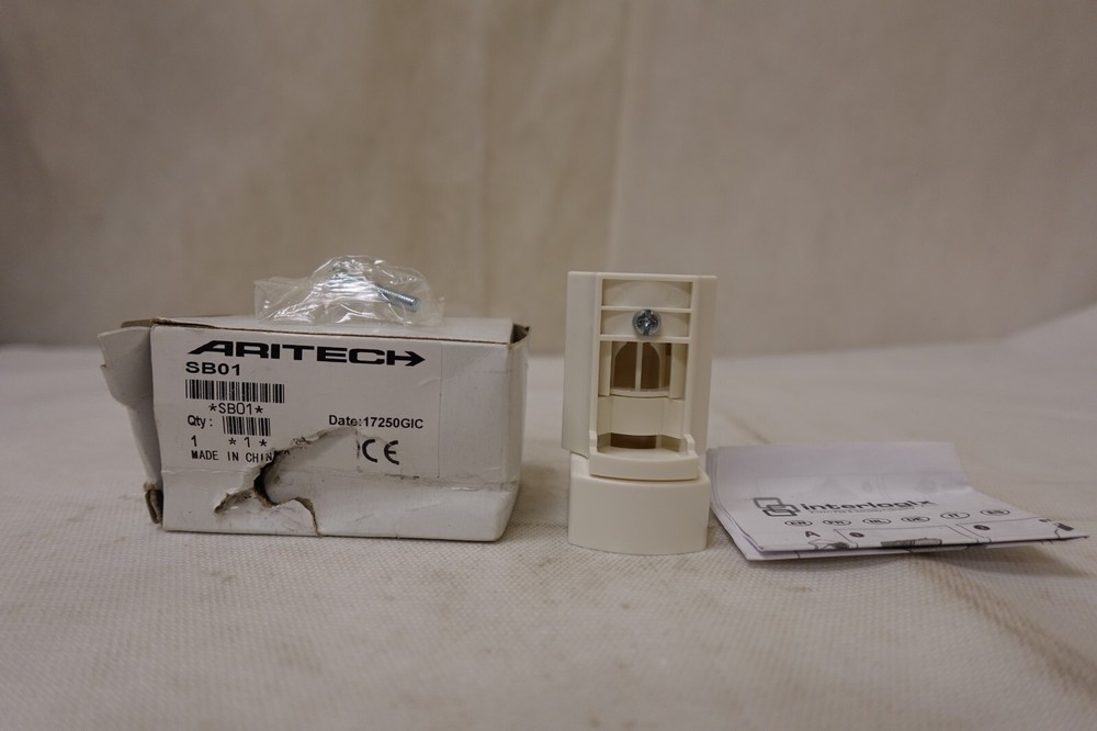 ARITECH SB01 WALL / CEILING MOUNTING UNIVERSAL SWIVEL BRACKET, ARITECH ACCESSORY