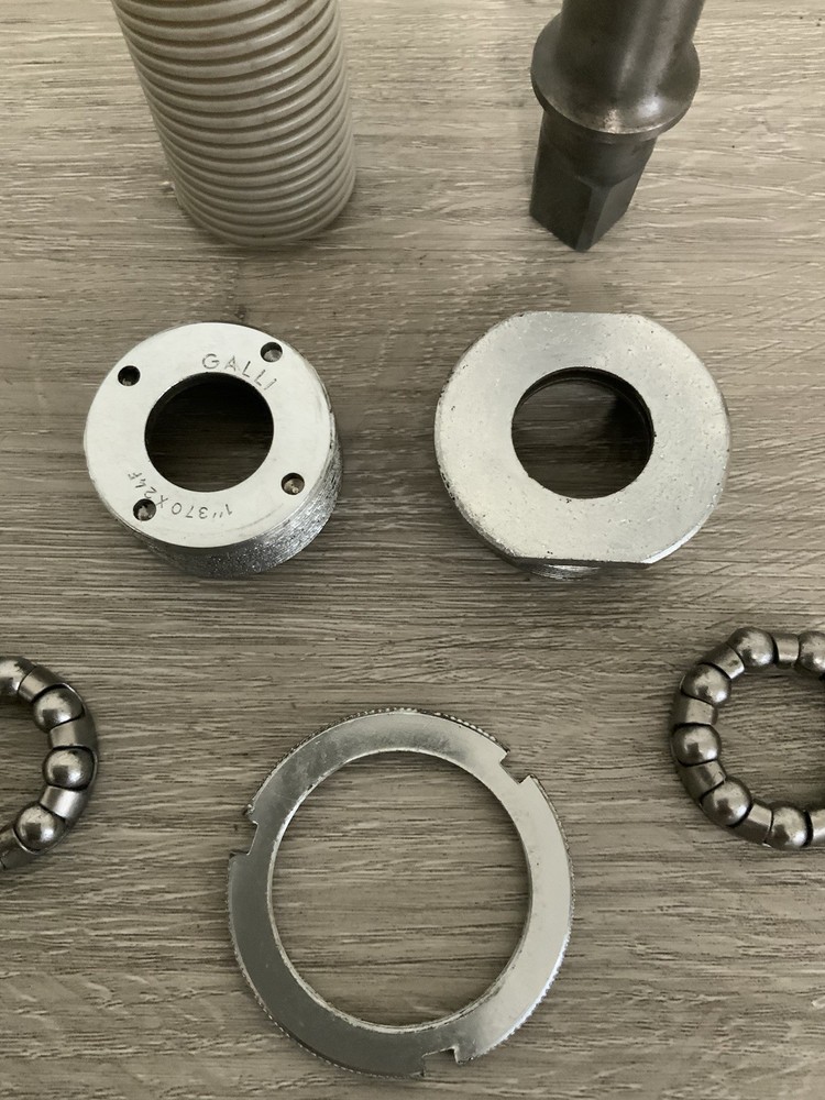 GALLI COMPETITION BOTTOM BRACKET BRITISH THREADED 68-121 MM