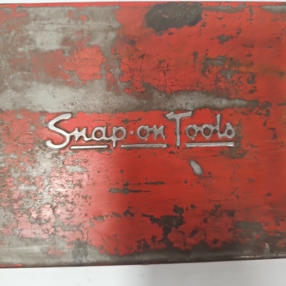 Vtg Snap On Tool Box Red Metal Tool Case Box