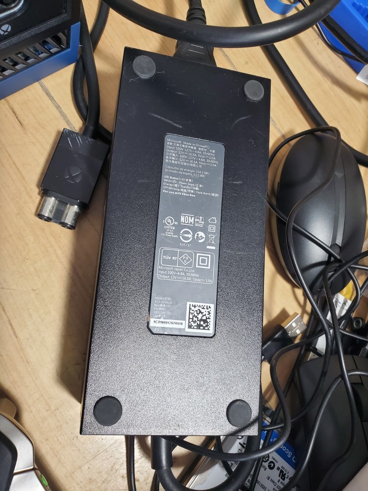 Microsoft Xbox One Console Gaming System Blue 1540 With Charger No Controller