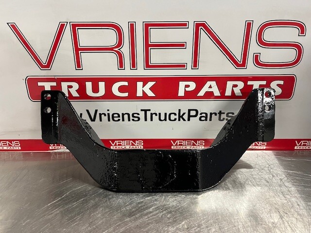 KENWORTH CROSSMEMBER-SUPPORT FRONT ENGINE K107-528