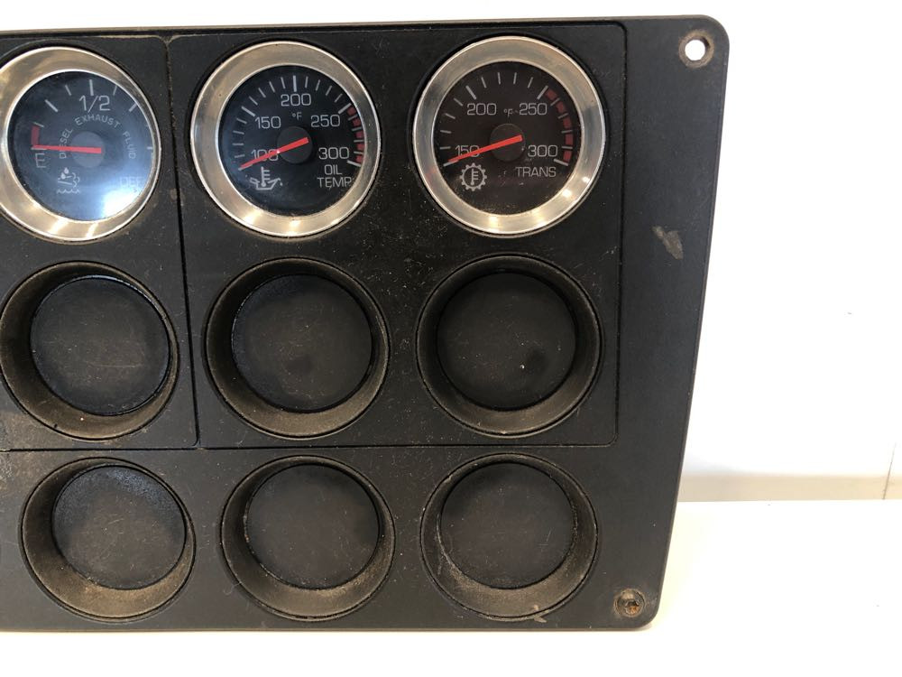 2012 Kenworth T700 Gauge Panel (716-10126)