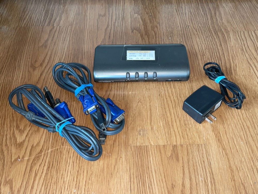 IO GEAR KVMP SWITCH MINIVIEW III 4 P0RT USB