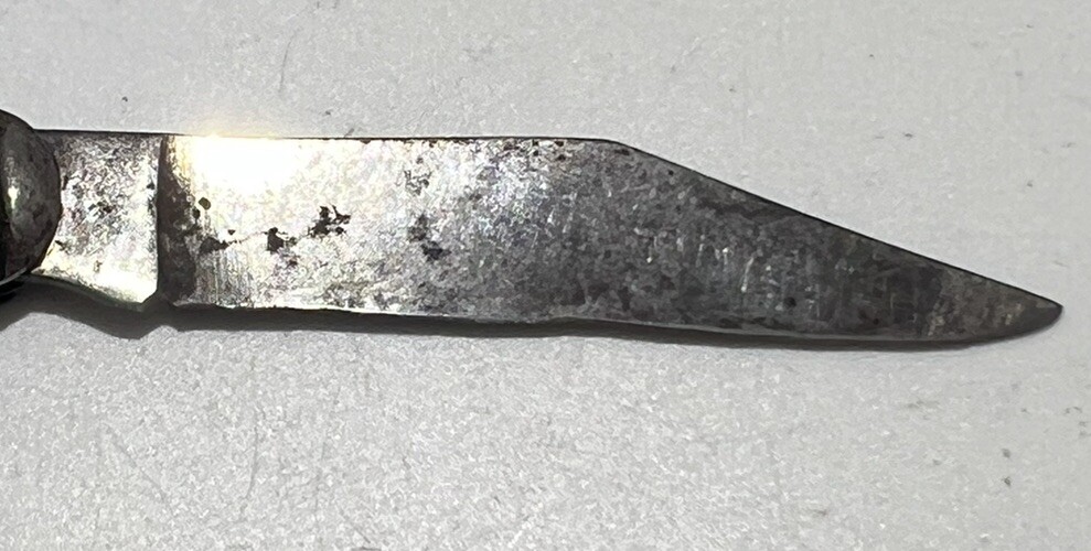 utica pocket knife