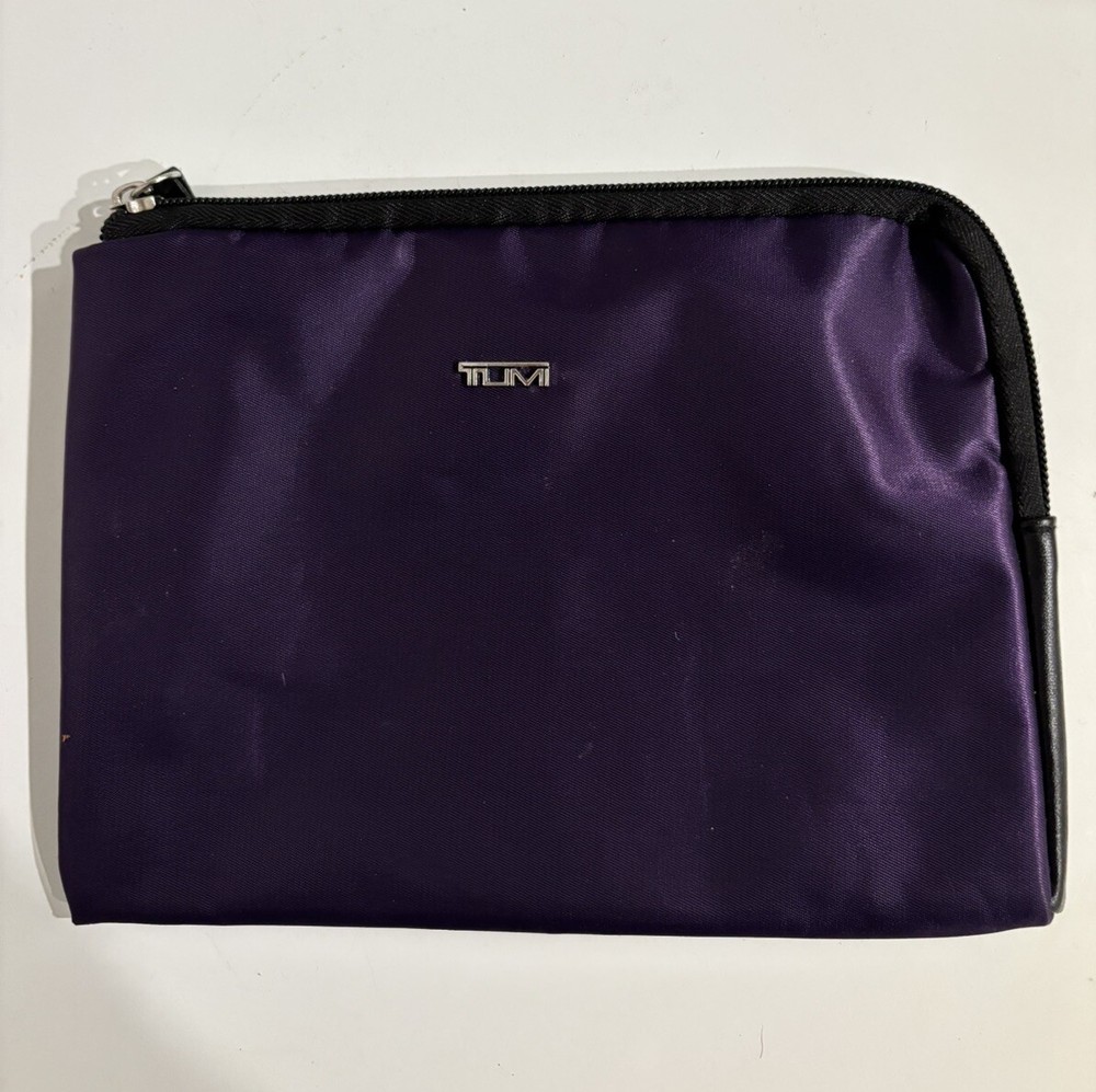 Tumi For Delta Small Zip Toiletry Bag