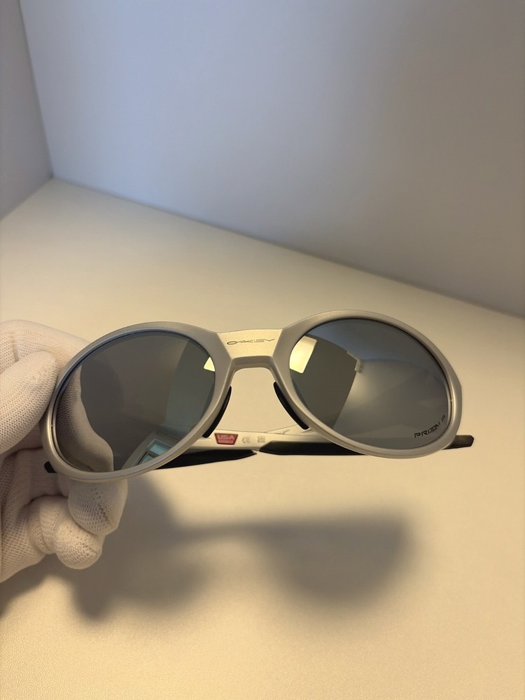 Oakley eye jacket redux sunglasses silver frames silver lens