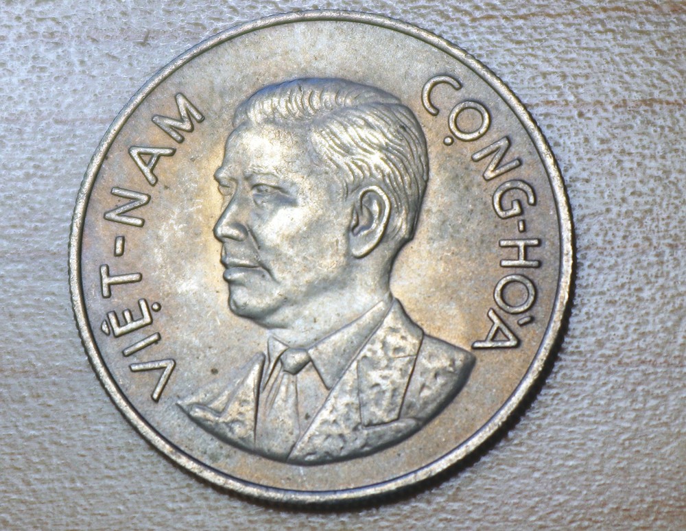 1960 Vietnam 1 Dong Unc.