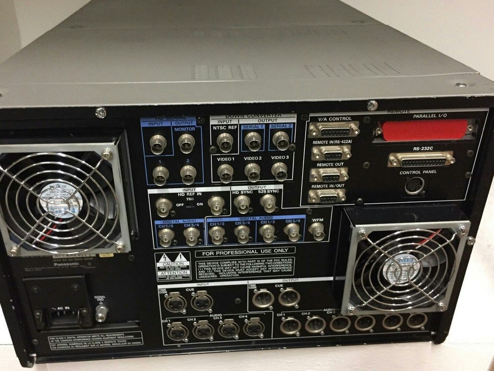 Panasonic AJ-HD2000 D5 Recorder Player in good working condition