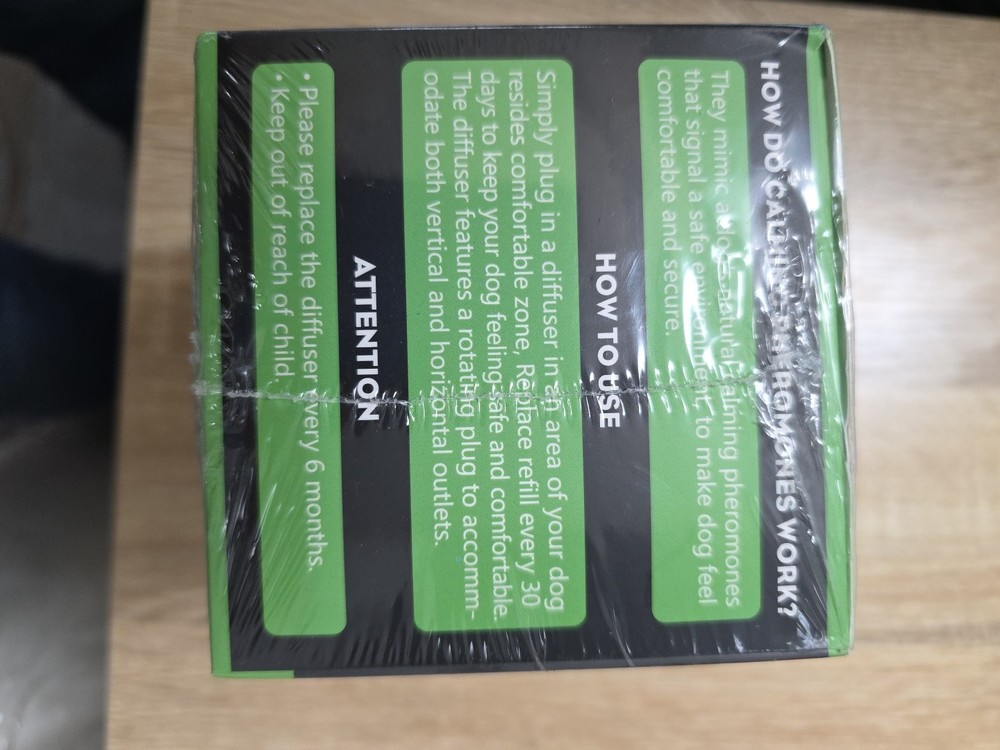 Dog Calming Pheromone Diffuser Kit for Dog Anxiety / 2 Diffusers & 4 Refills ￼