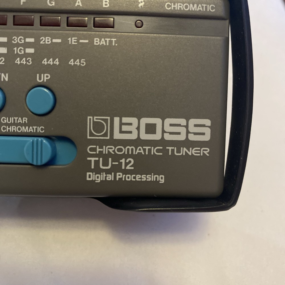 Boss Chromatic Tuner TU-12 Digital Processing Multi Instrument Tuner