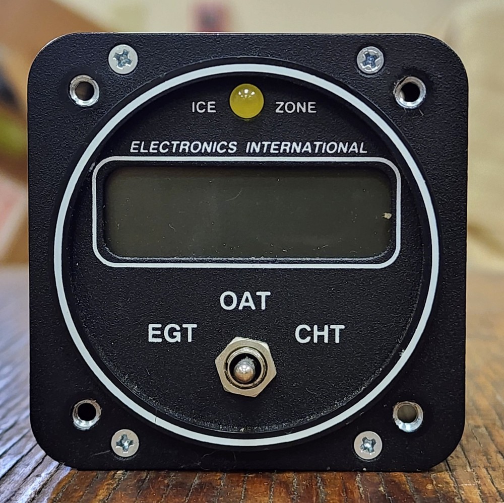 E.I. Inc. Digital EGT/OAT/CHT Indicator               pn: EAC-1