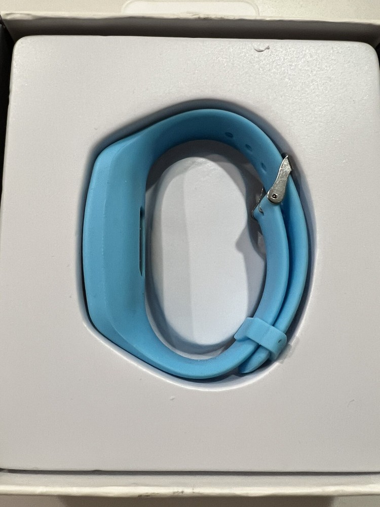 IJoy Activity Tracker Blue Distance & Step Counter Calorie Calculation NEW