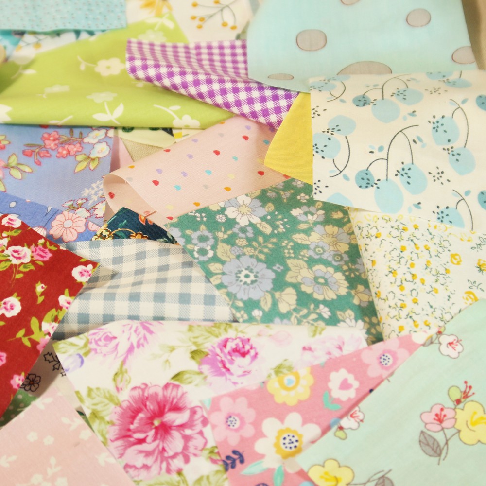 100 Mix Charm Pack Cotton Squares Patchwork Quilting Fabric Bundle Scraps Lot