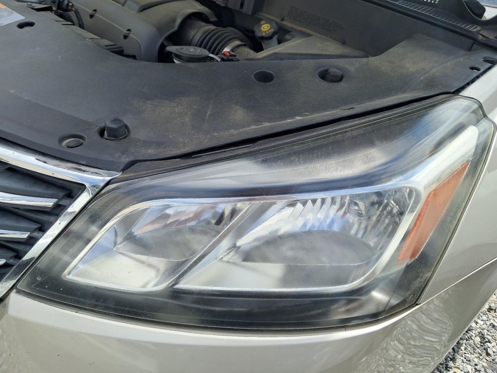 TRAVERSE 2017 Glove Box 4744060