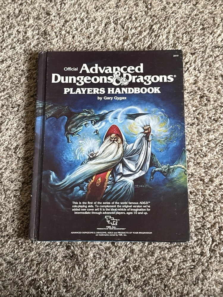 Dungeon Masters Guide Books D&d 2009 2010 2011