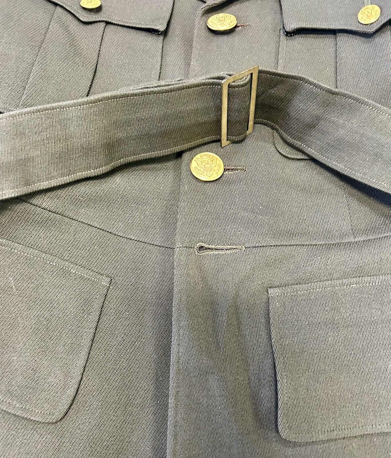 ORIGINAL WWII US ARMY OFFICER CLASS A DRESS JACKET 33 S