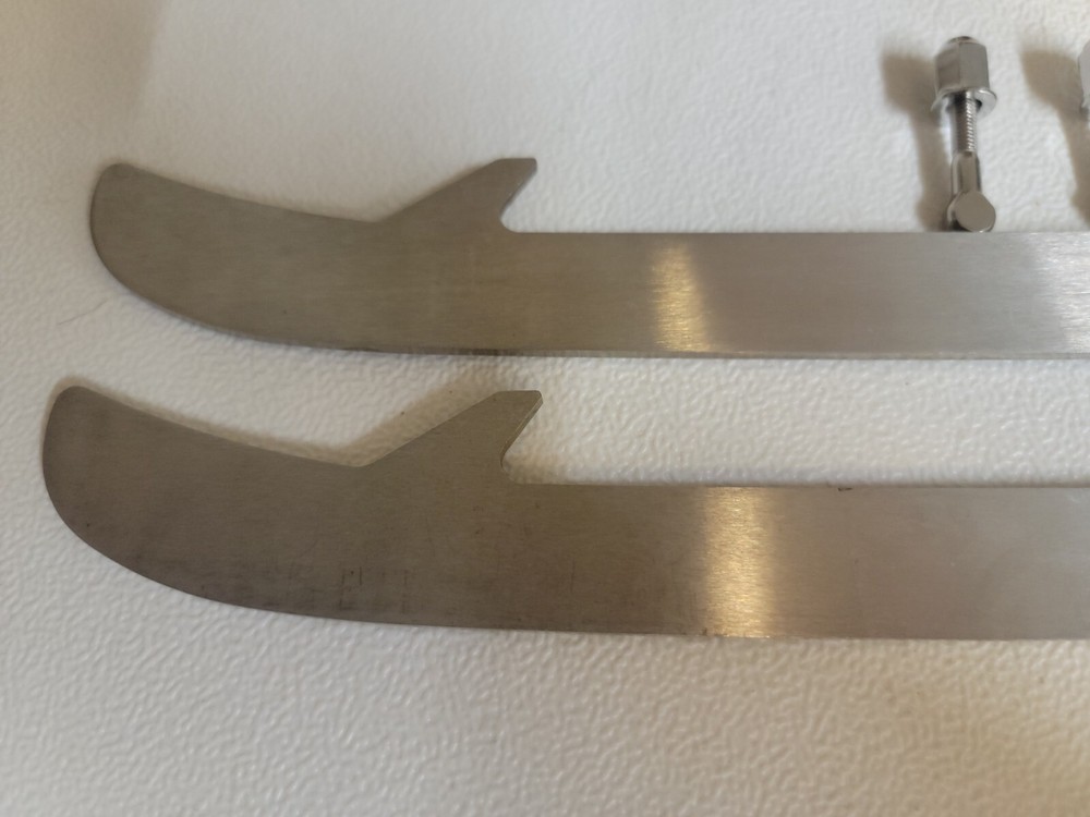 Bauer LS2 New 246 Skate Runners With Screws.