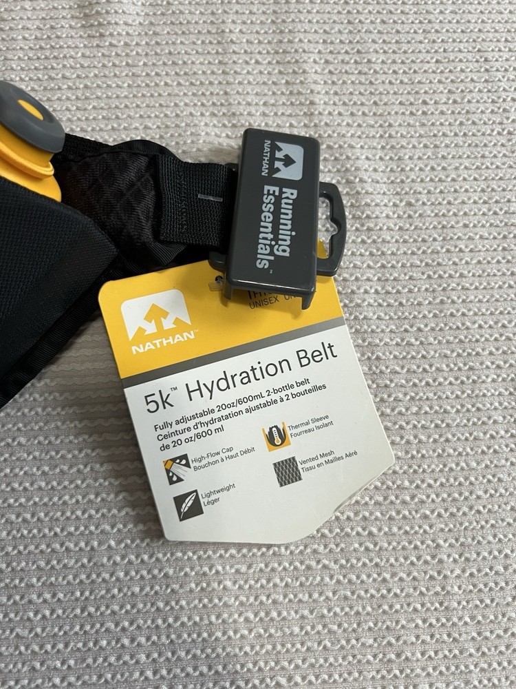 NWT Nathan Essentials 5K Hydration Belt Water Bottle Holder
