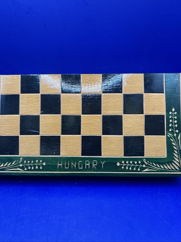 Hungary Chess Set