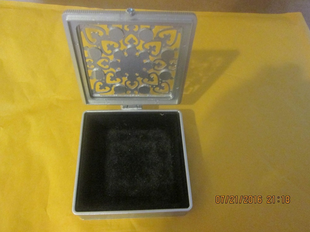 BELLA LUSC TRINKET BOX NEW NO BOX
