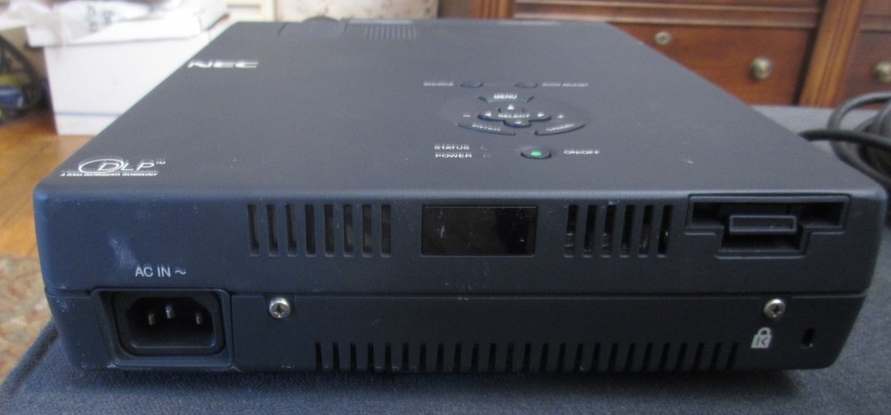 NEC Projector LT84/140 DLP MultiSync - Working