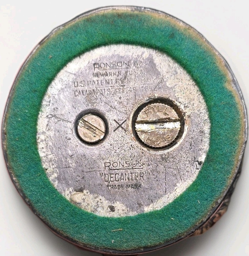 VINTAGE RONSON "DECANTER" TABLE LIGHTER