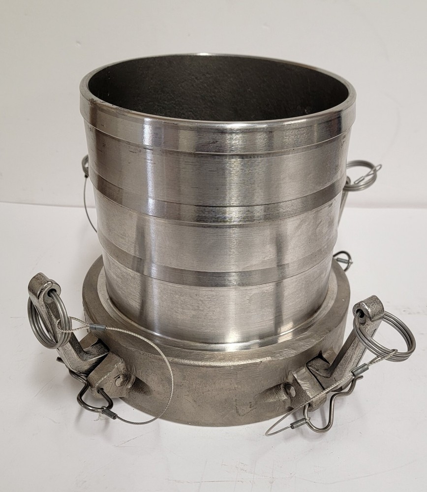 PT COUPLING 8" STAINLESS STEEL CAM AND GROOVE COUPLER.