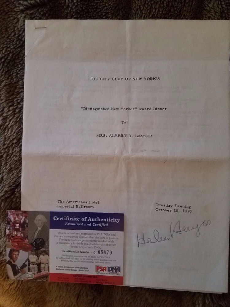 Helen Hayes Signed 1970 New Yorker Dinner Document  PSA/DNA Authentication