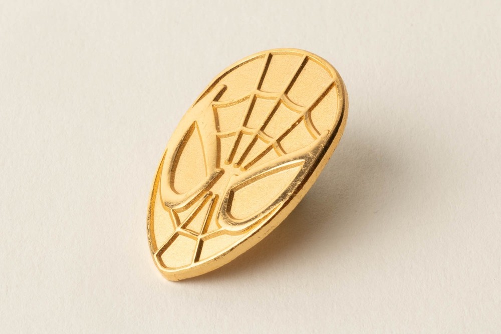 Spiderman Gold Pin Marvel Planet Studios Vtg