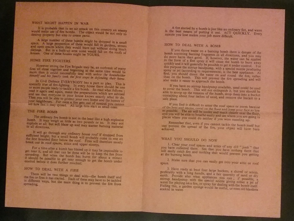 LEAFLET ON FIRE PRECAUTIONS IN WAR TIME 1939 , HISTORY , BLITZ , WAR , SOUVENIR