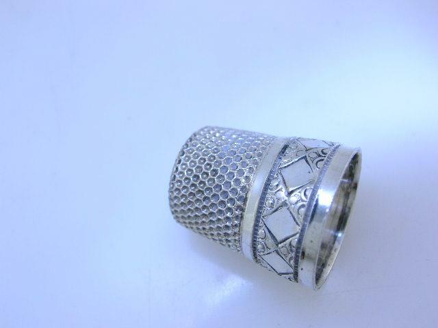 Vintage Sterling Silver SIMONS Thimble DIAMOND & engraved patterns ~size 7