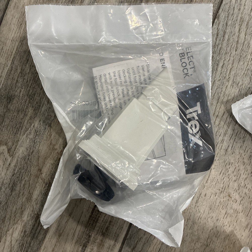 Trex Transcend Adjustable Footblock PC Color WHITE  WTFTBLKPC