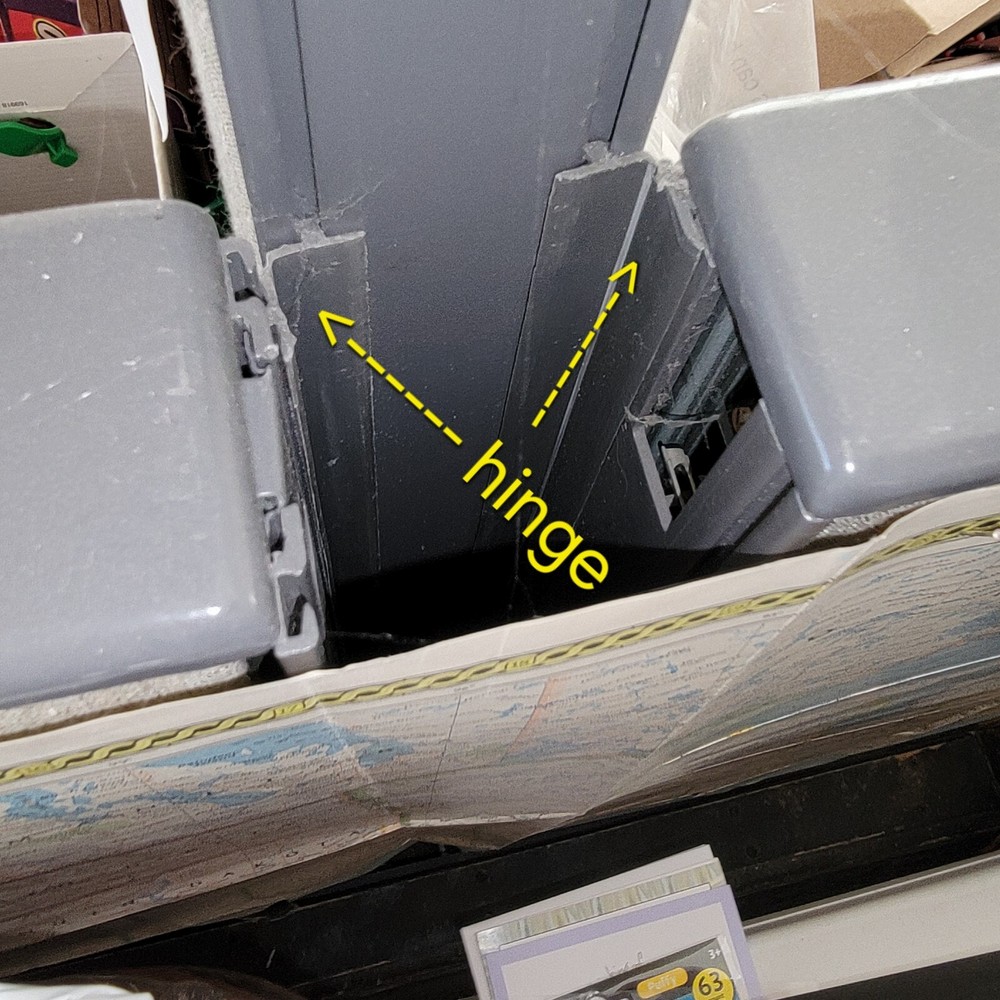 Haworth Panel Hinge Connector Insert for Cubical UniGroup Too, part HWP054.02