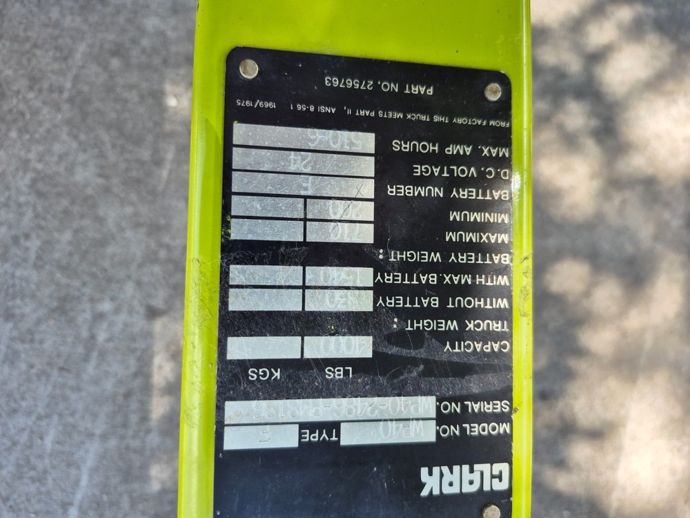 Clark WP40 Pallet Jack, No batteries