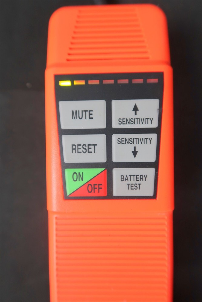 TIF TIFXP-1 Extra Halogen Hawk Portable Automatic Leak Detector Refrigerant