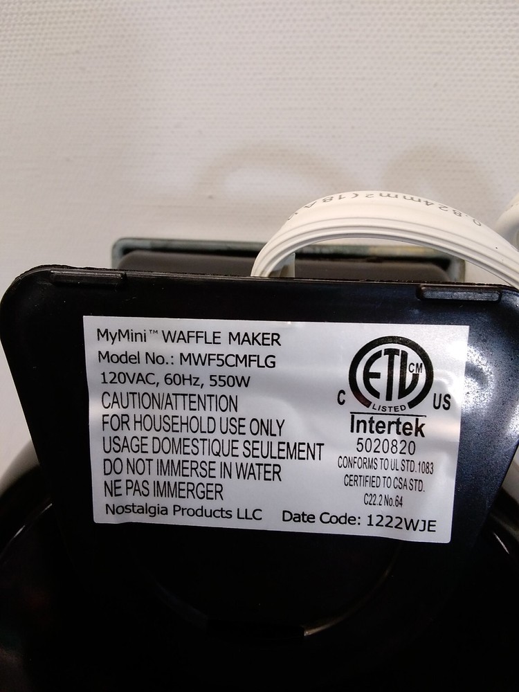 Nostalgia MyMini Waffle Maker Green Camo Makes 5" Waffle