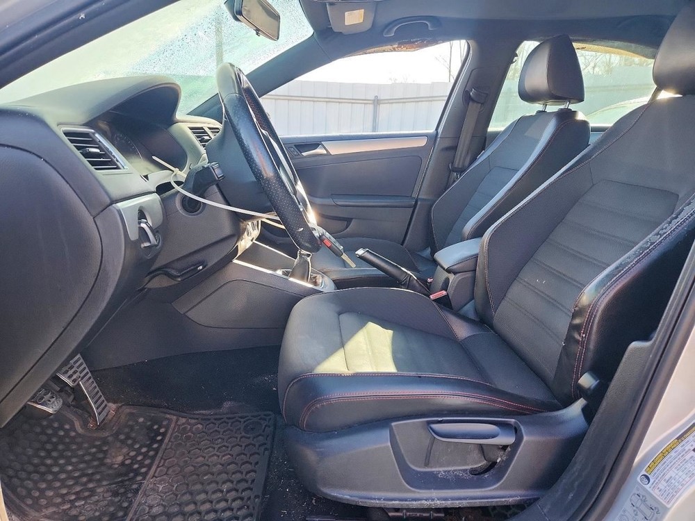 Fuse Box Engine Compartment Fits 12-22 PASSAT 5026572