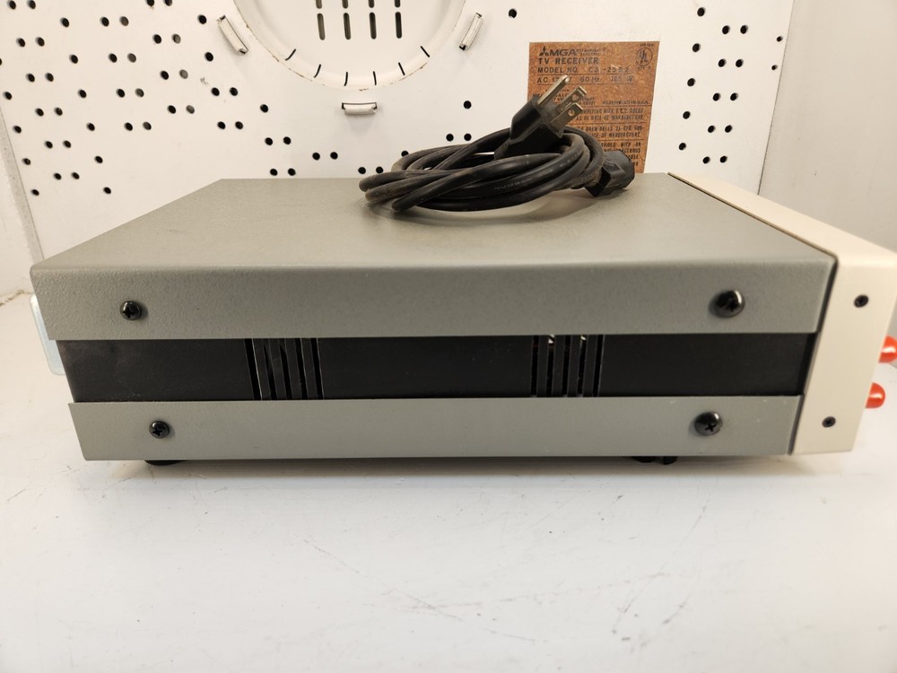 Stanford Research Systems (SRS) DS345 30 MHz Synthesized Function Generator
