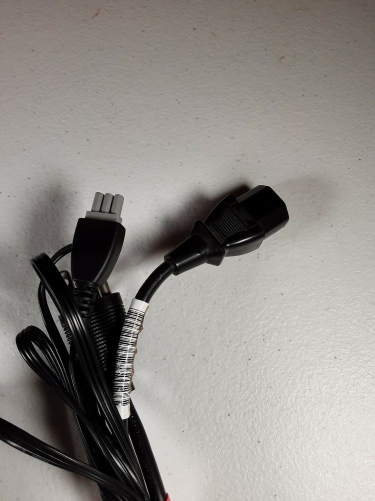 Hewlett Packard 0957-2146 Power Adapter