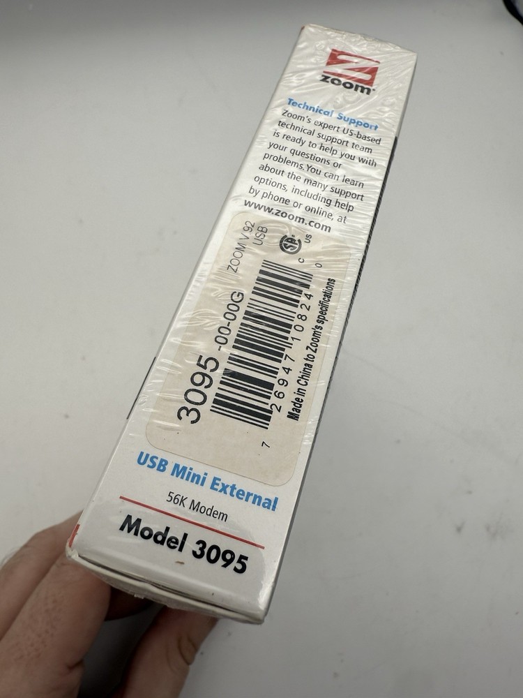 Zoom 56K Dial-up USB Modem for Windows, Macintosh, & Linux Model 3095