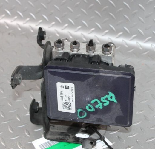 2014-2016 Chevy Silverado 1500 ABS Anti-Lock Brake Pump Module Control Assembly