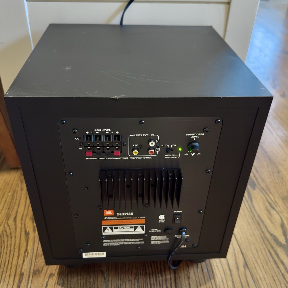 JBL SUB136 Subwoofer - Tested