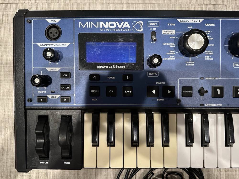 Novation MiniNova 37-Key Synthesizer Vocoder