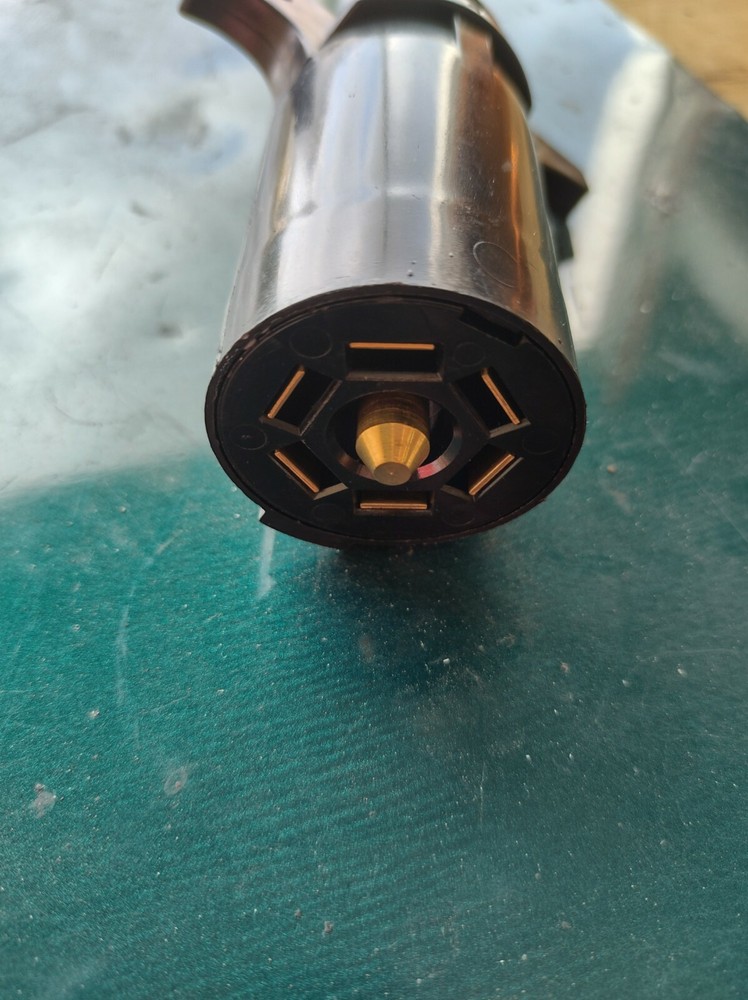 7 way plug round blade