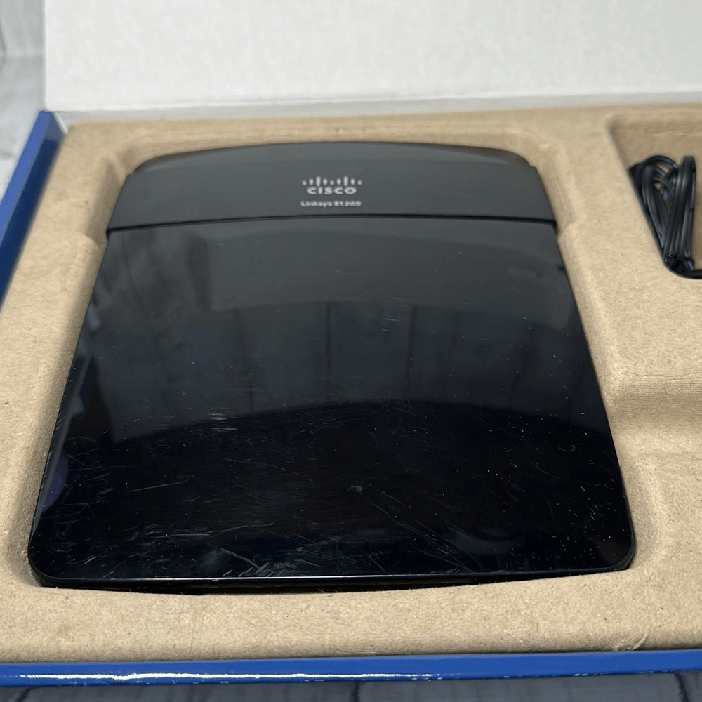 Linksys E1200 Wireless N Router