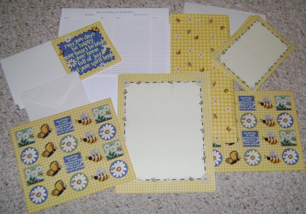 Daisies Stationery Kit