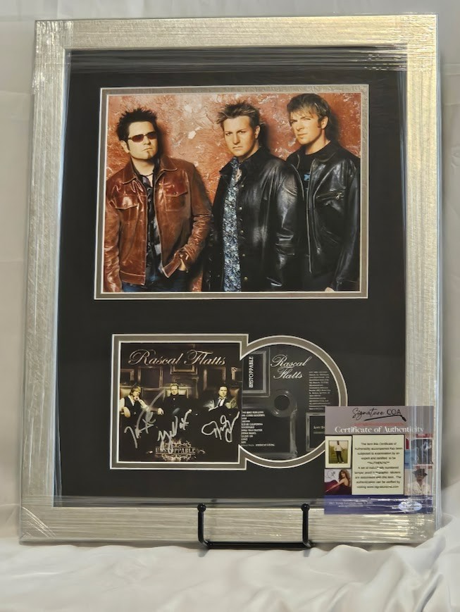 Rascal Flats Band signed autographed Unstoppable CD  COA